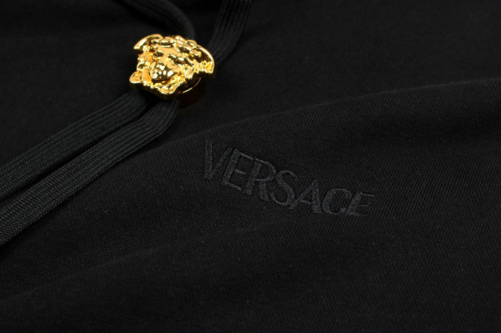 Moletom Versace Preto com Capuz vista 3